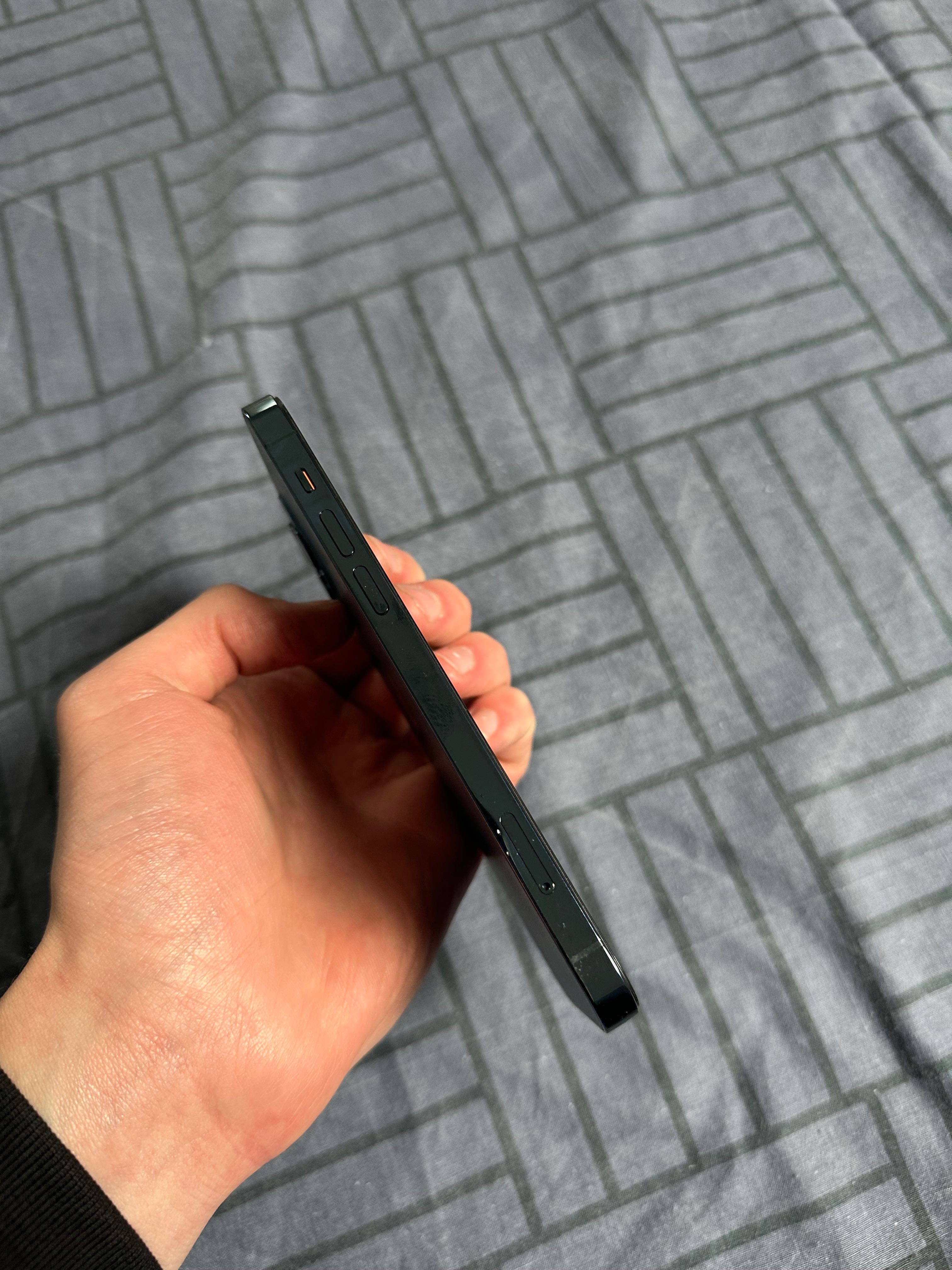 iPhone 12 Pro 128Gb читайте опис