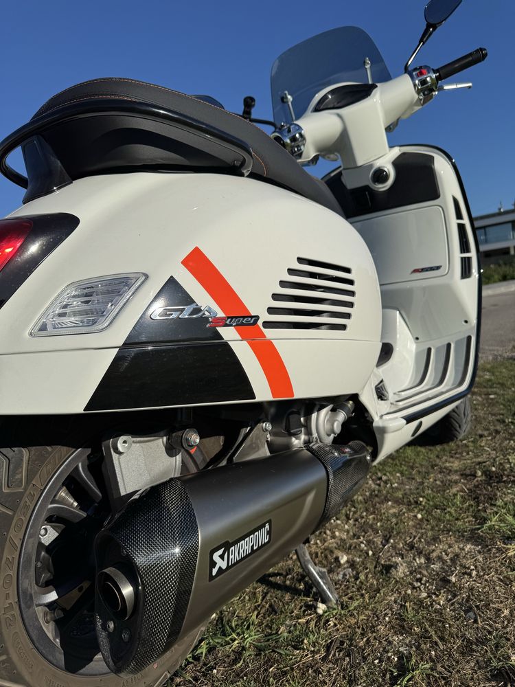 Vespa GTS 300 NOVA Aceito troca por BMW R1200RT ou Honda X ADV 750
