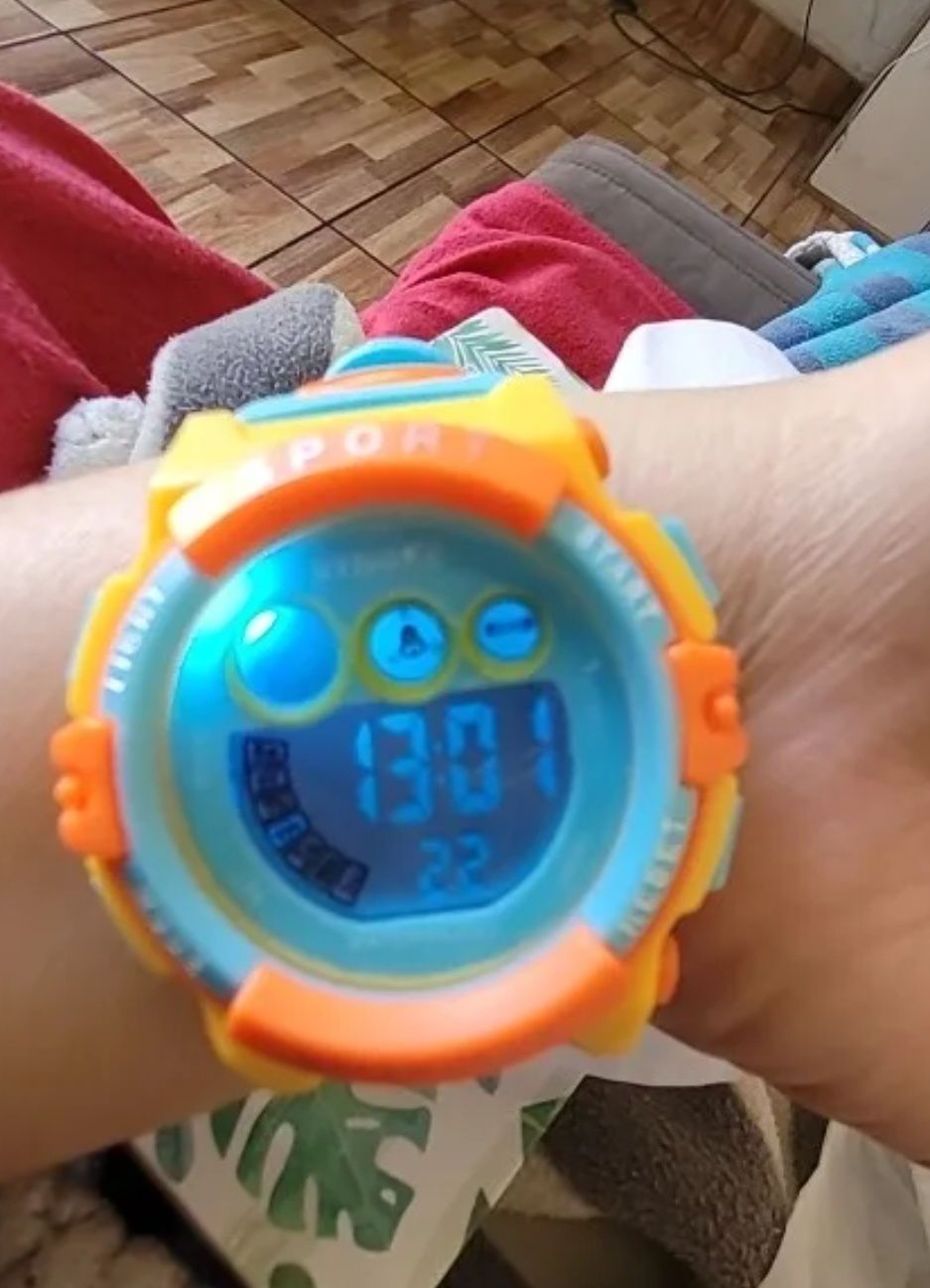Детские часы.Цифровые спортивные часы для детей SYNOKE