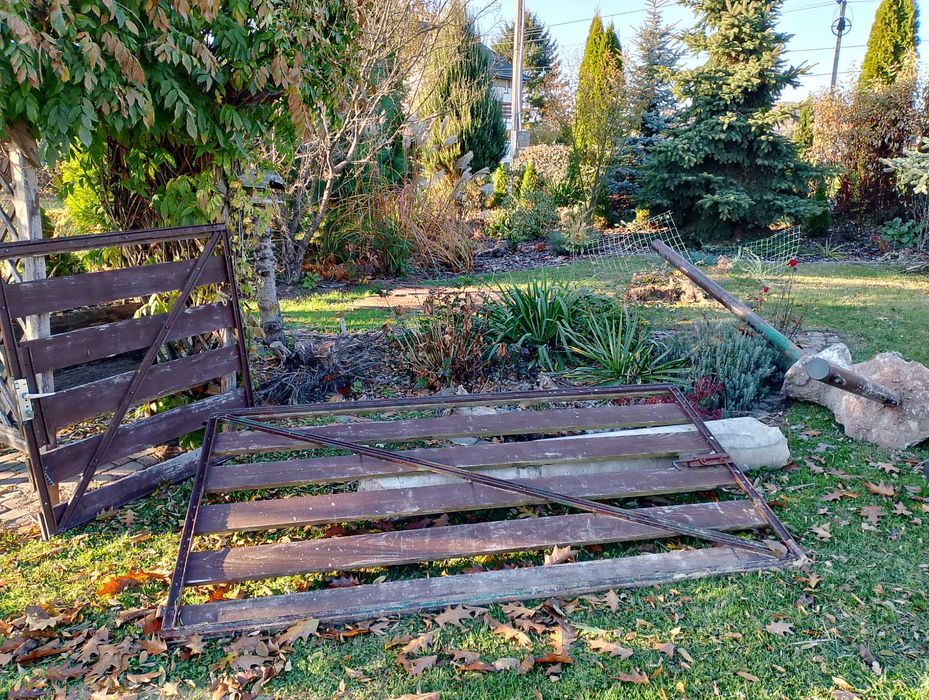 Brama na budowę słupki