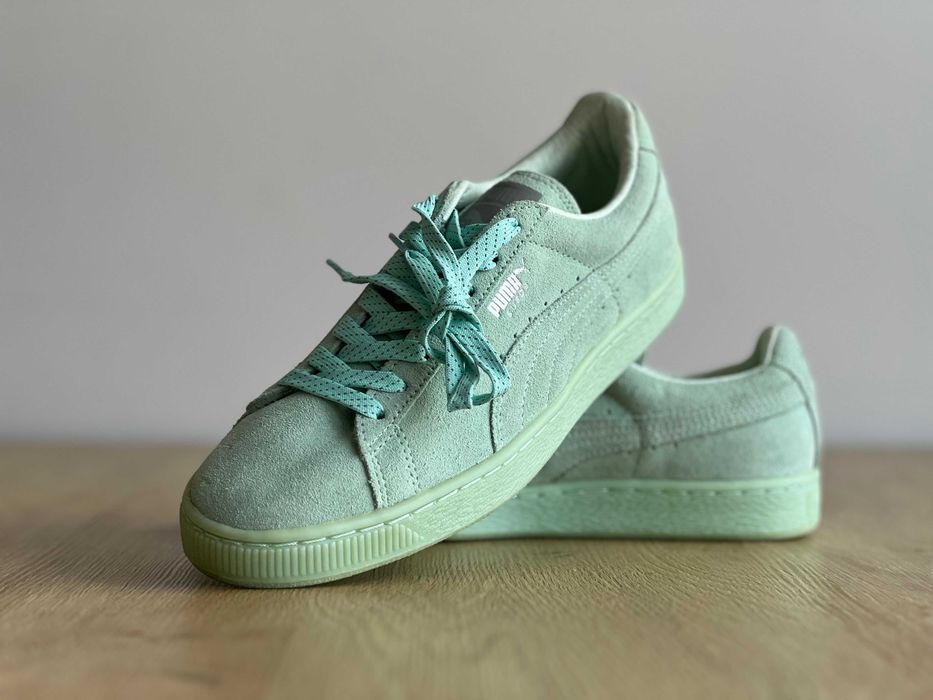 Кросівки жіночі Puma Suede Classic Mono Ref Iced, (р. 39)