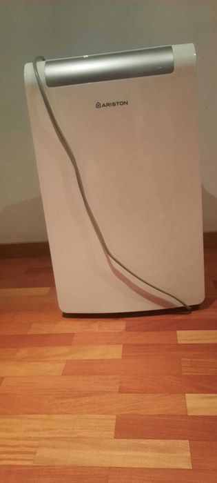 Ar condicionado portátil Ariston Mobis Plus 10