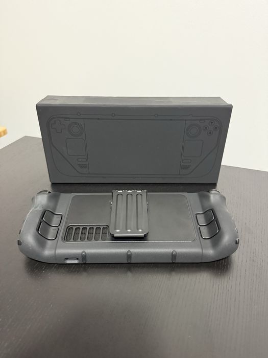 Steam Deck 512 GB OLED com capa Killswitch travel kit e dock adapter