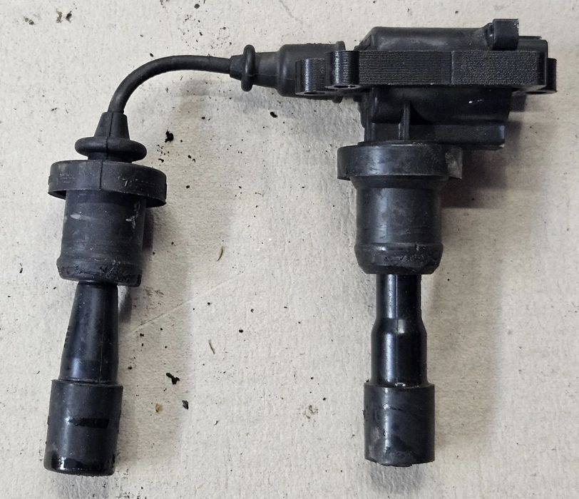 Mitsubishi Outlander I 1 2.0 16V cewka zapłonowa