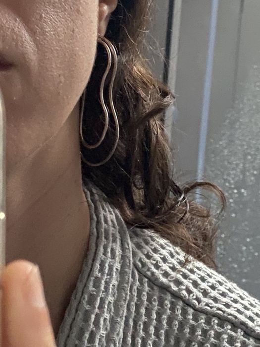 Brincos prateados marca NUUK