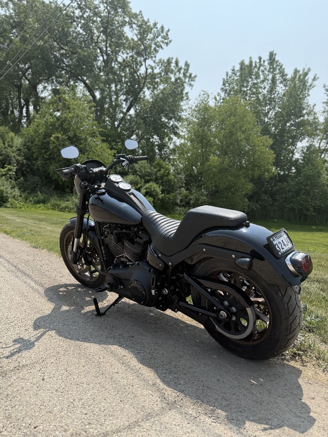 Harley Davidson. 
2020 рік 
3150 миль пробігу, тобто 5040 км. Без ДТП.