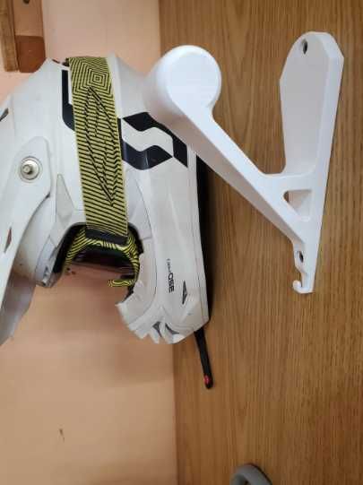 Suporte de parede para capacete