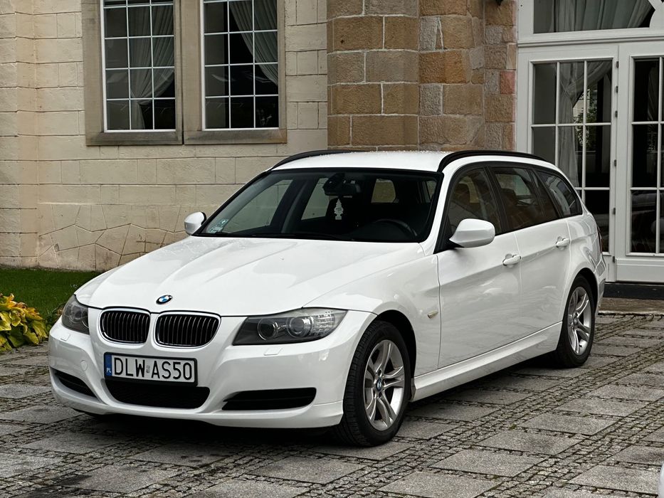 BMW Seria 3 Bi Xenon Alu Felgi Zadbana M Pakiet wewnętrzny