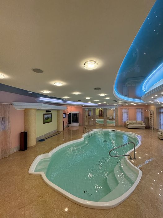 Крытый бассейн! Аренда дом отдыха Киев Сауна, Купель, Бильярд, беседка