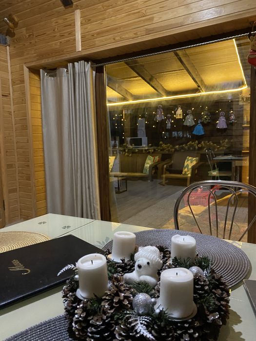 Будиночок з теплим басейном