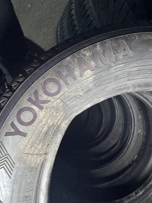 Yokohama 195/65/15 комплект зимних шин