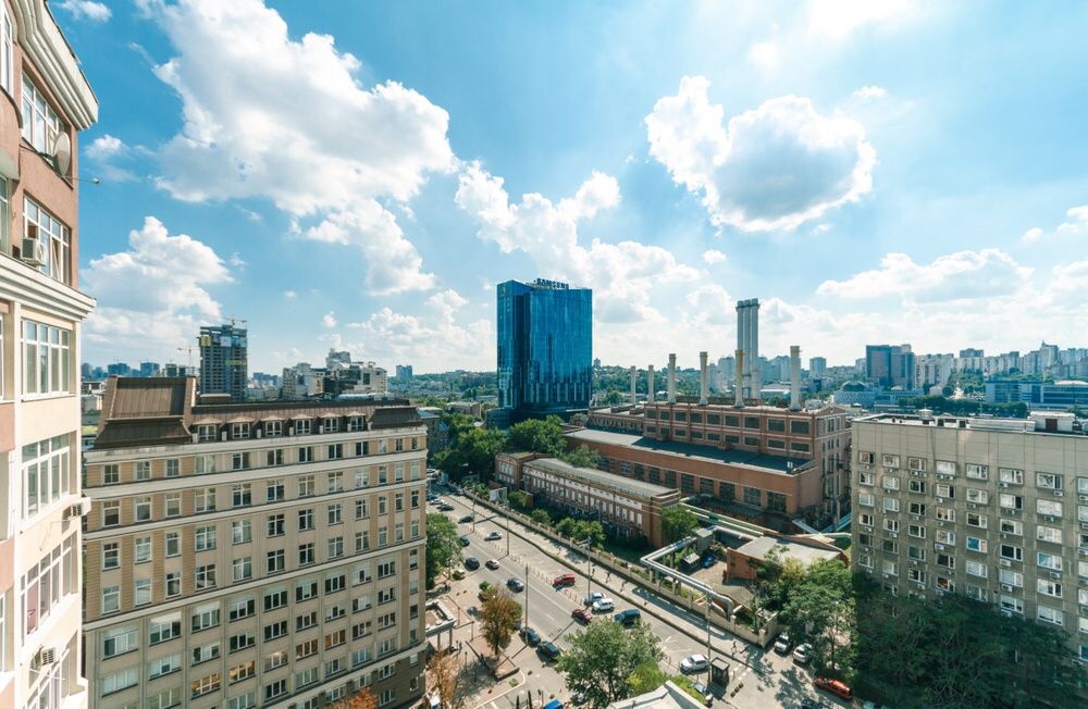 1-кімнатна студія у ЖК «Елегант» Вул.  Жилянська 118. Центр