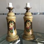 Vendo candeeiros muito antigos pintados à mão