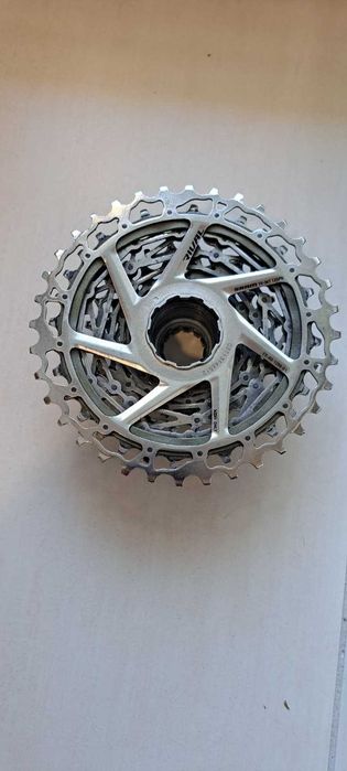 Cassete Sram 12v