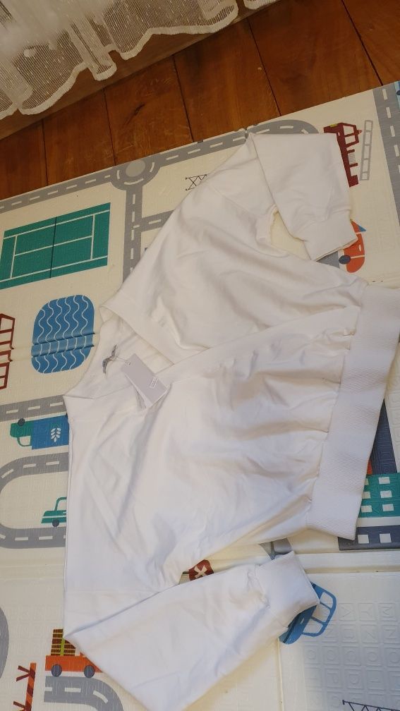 Nowy komplet dresowy biały M 38 spodnie bluza elegancki
