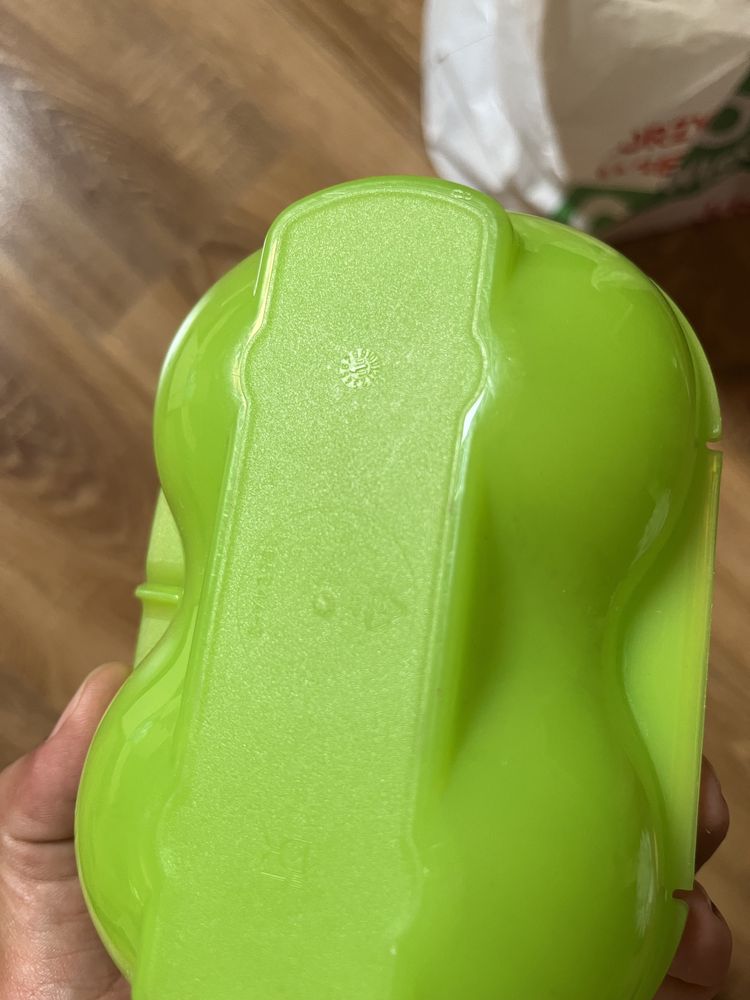 Tupperware śniadaniówka kiwi na owoce