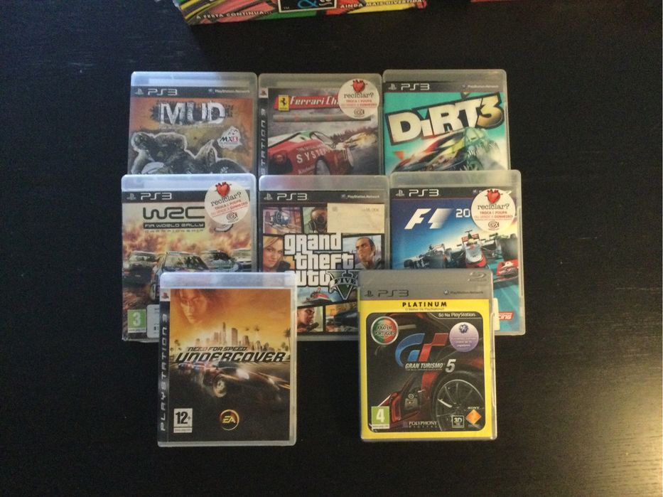 PlayStation 3 + 3 comandos +acessório CAM+ 2 Joysticks+ 17 jogos PS3