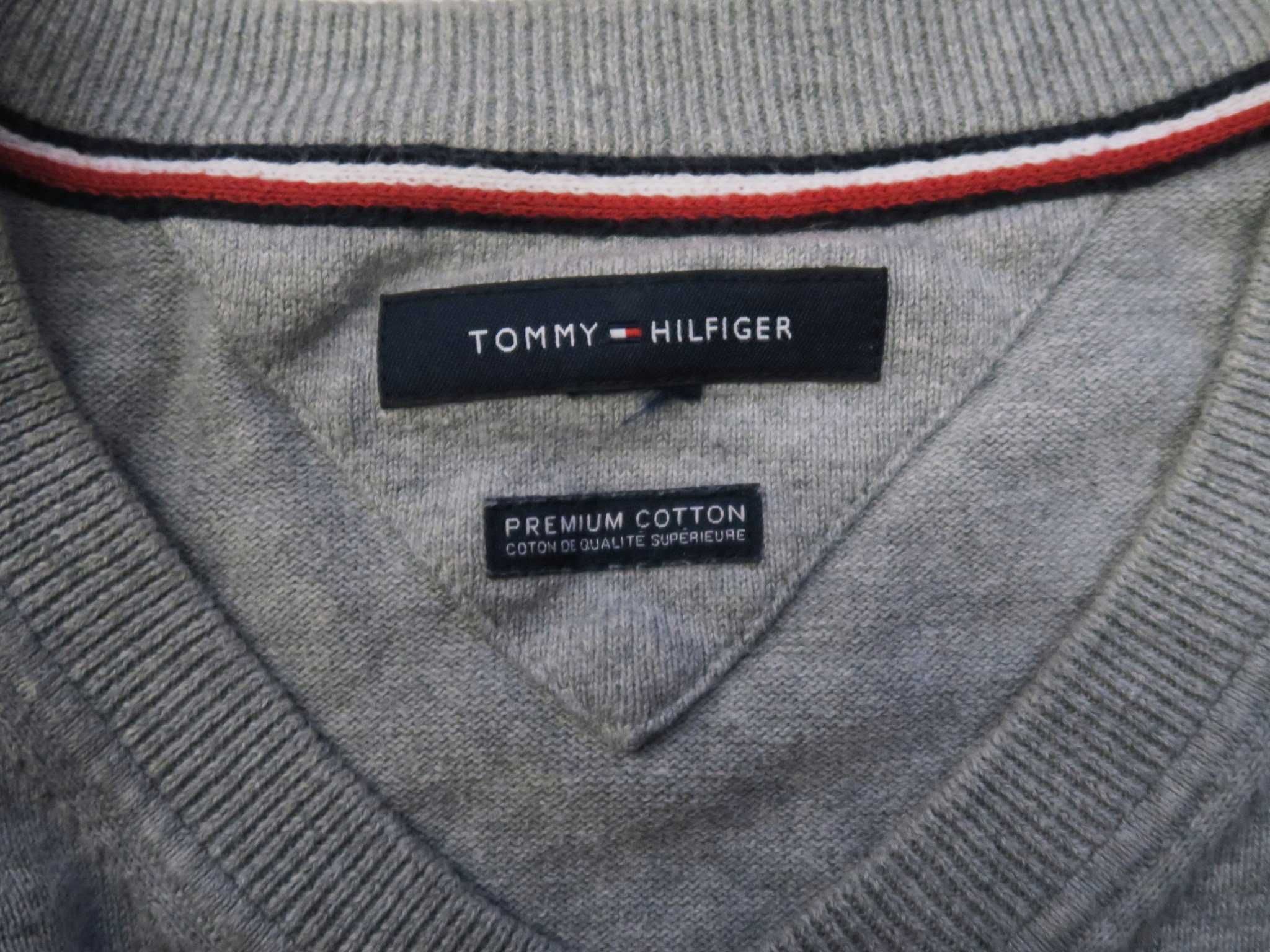 Tommy Hilfiger sweter w serek XL