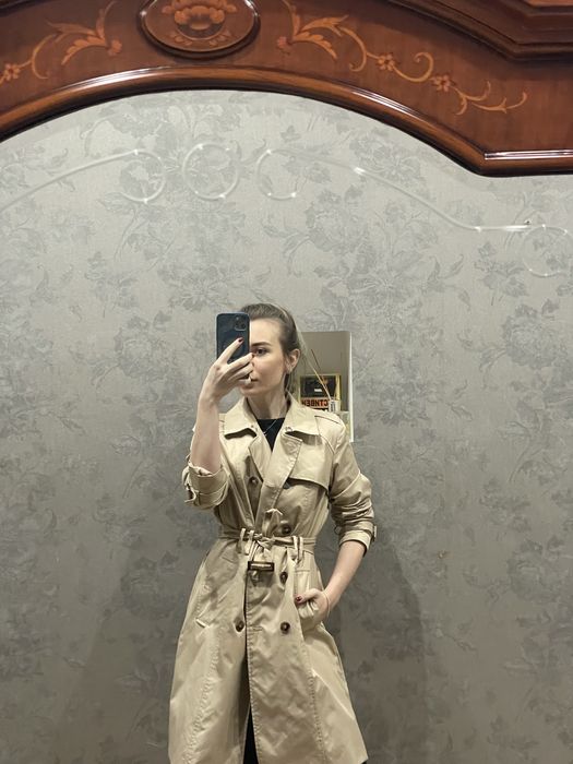 Стильний тренч від MOHITO