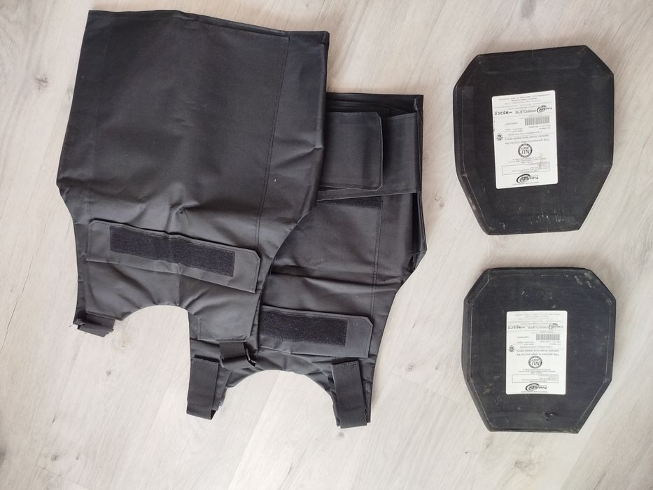 Плитоноска. Розвантажувальний тактичний військовий жилет.