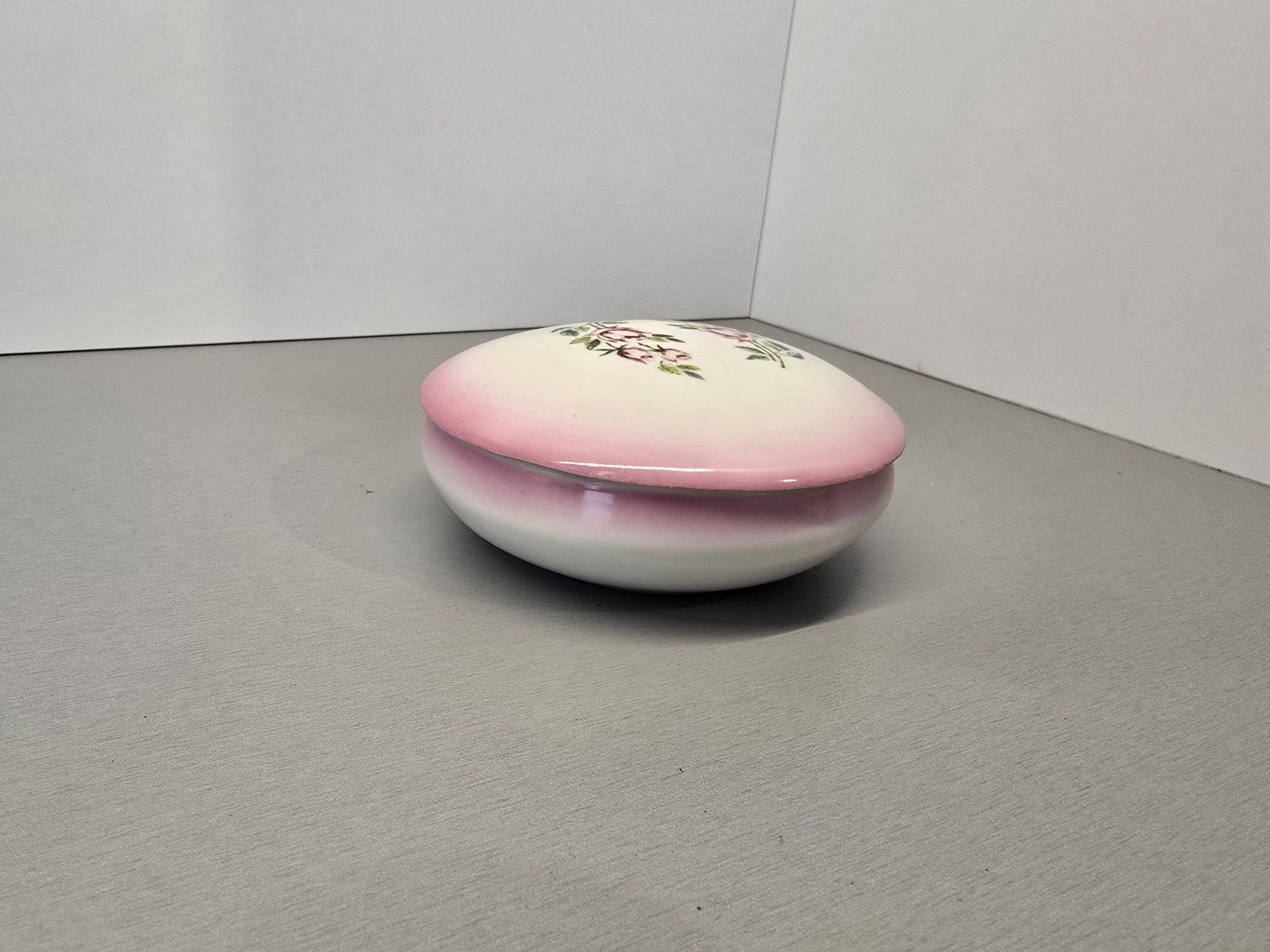 Ćmielów porcelana puzderko szkatułka