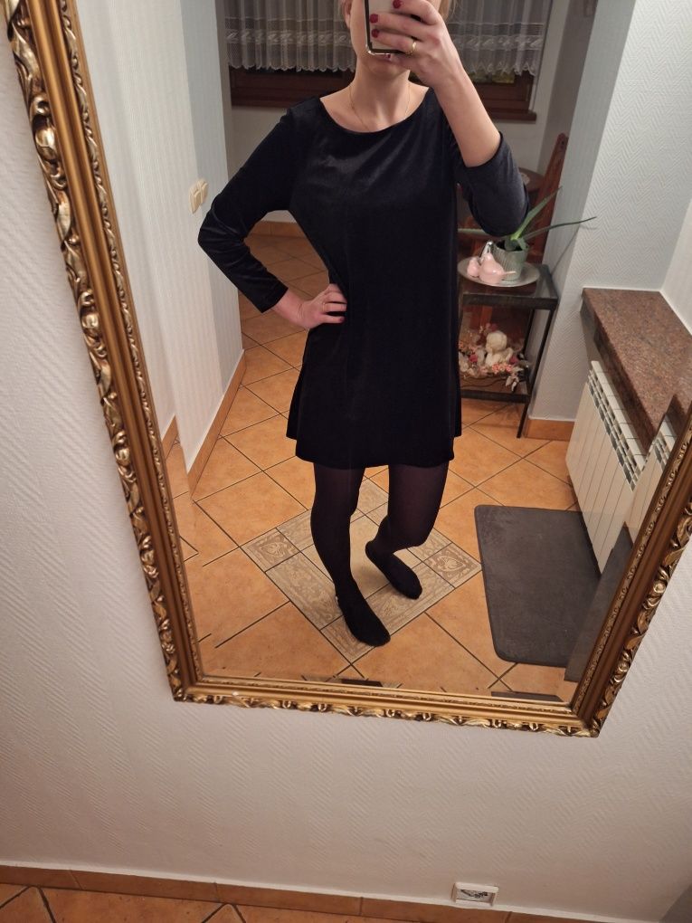 Mała czarna sukienka sylwester impreza S