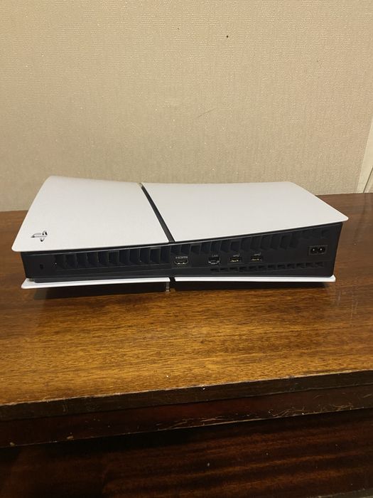 Ігрова приставка PlayStation 5 Slim