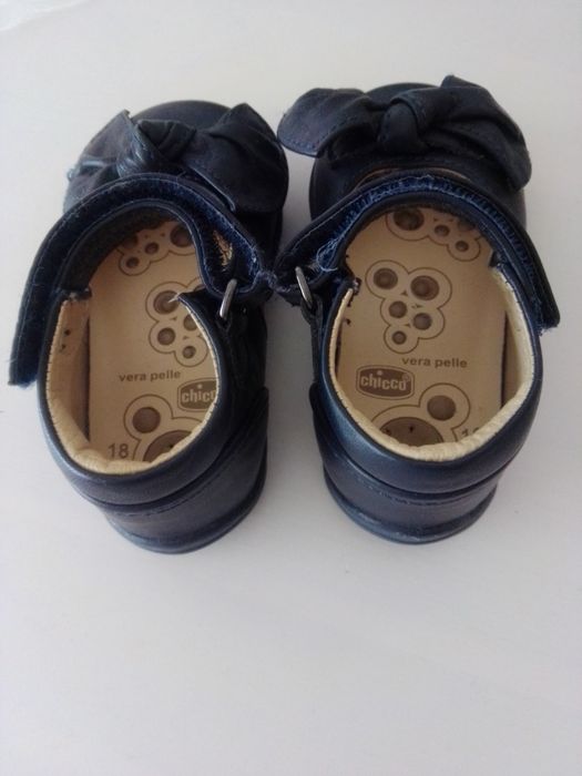Sapatos Chicco TM 18, como novos, portes incluídos