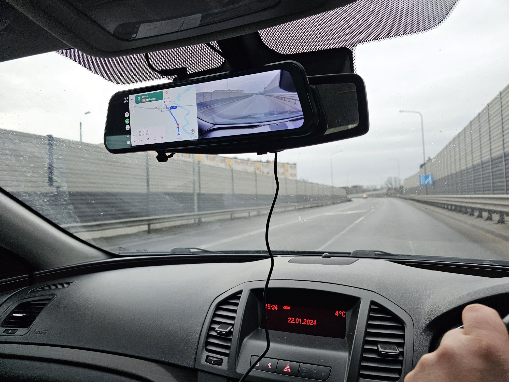 Wideorejestrator 4k/ kamera cofania/ nawigacja/ carplay/ Android auto