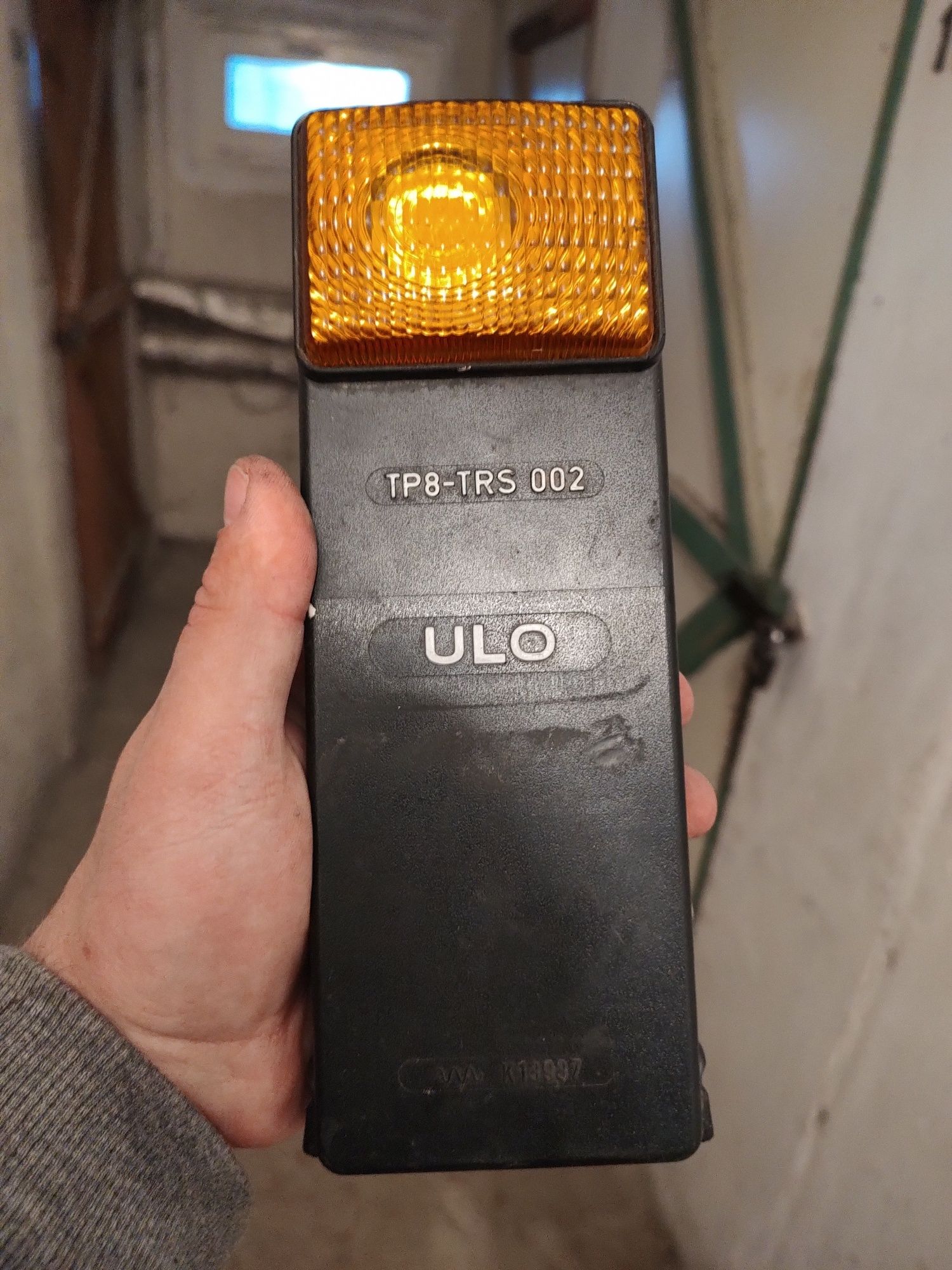 Lampa ostrzegawcza Ulo TP8-TRS 002