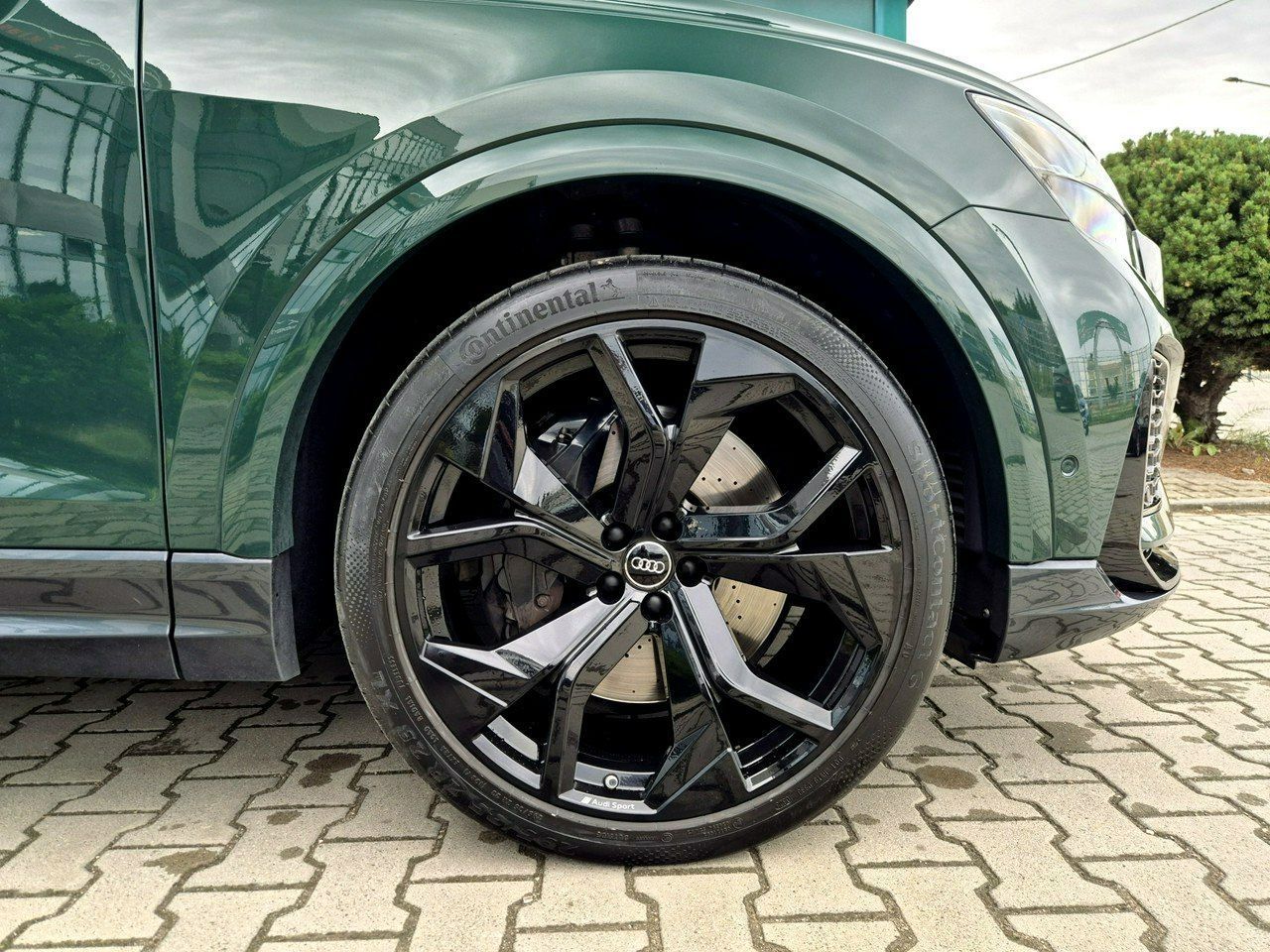 Audi RS Q8 600KM. Lakier Audi Exlusive. Masaże. B&O. ACC. Noktowizor. Hak. FV23%.