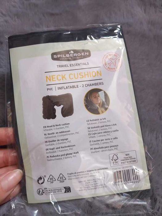 poduszka pod głowę i kark