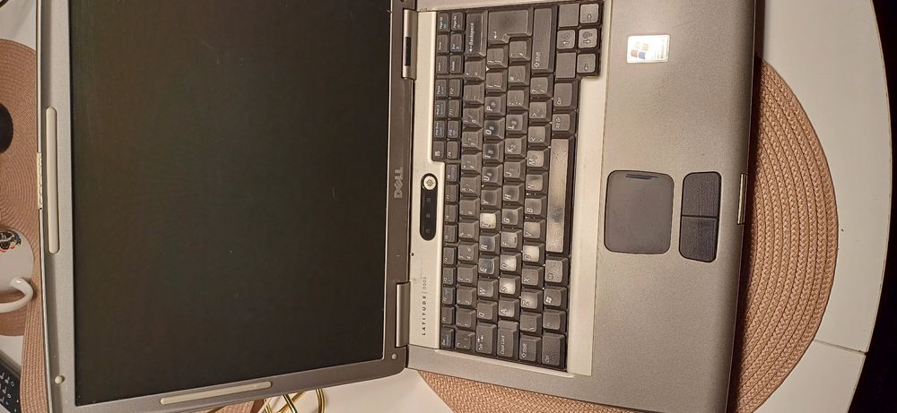 Laptop Dell niesprawny