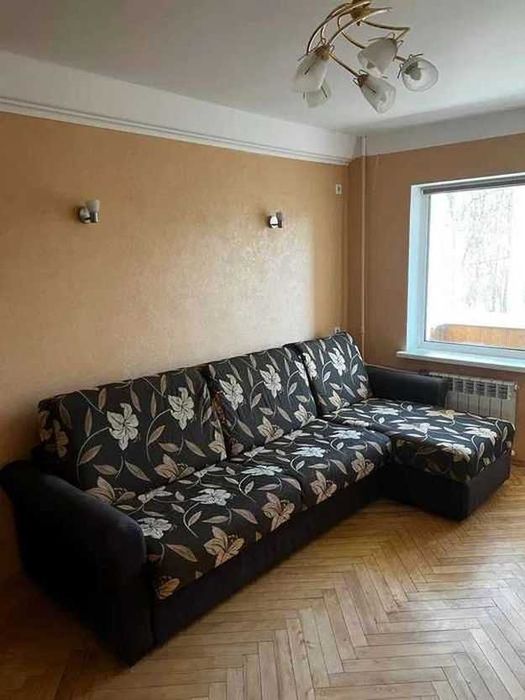 Оренда 2-к квартири на вул. Ольжича