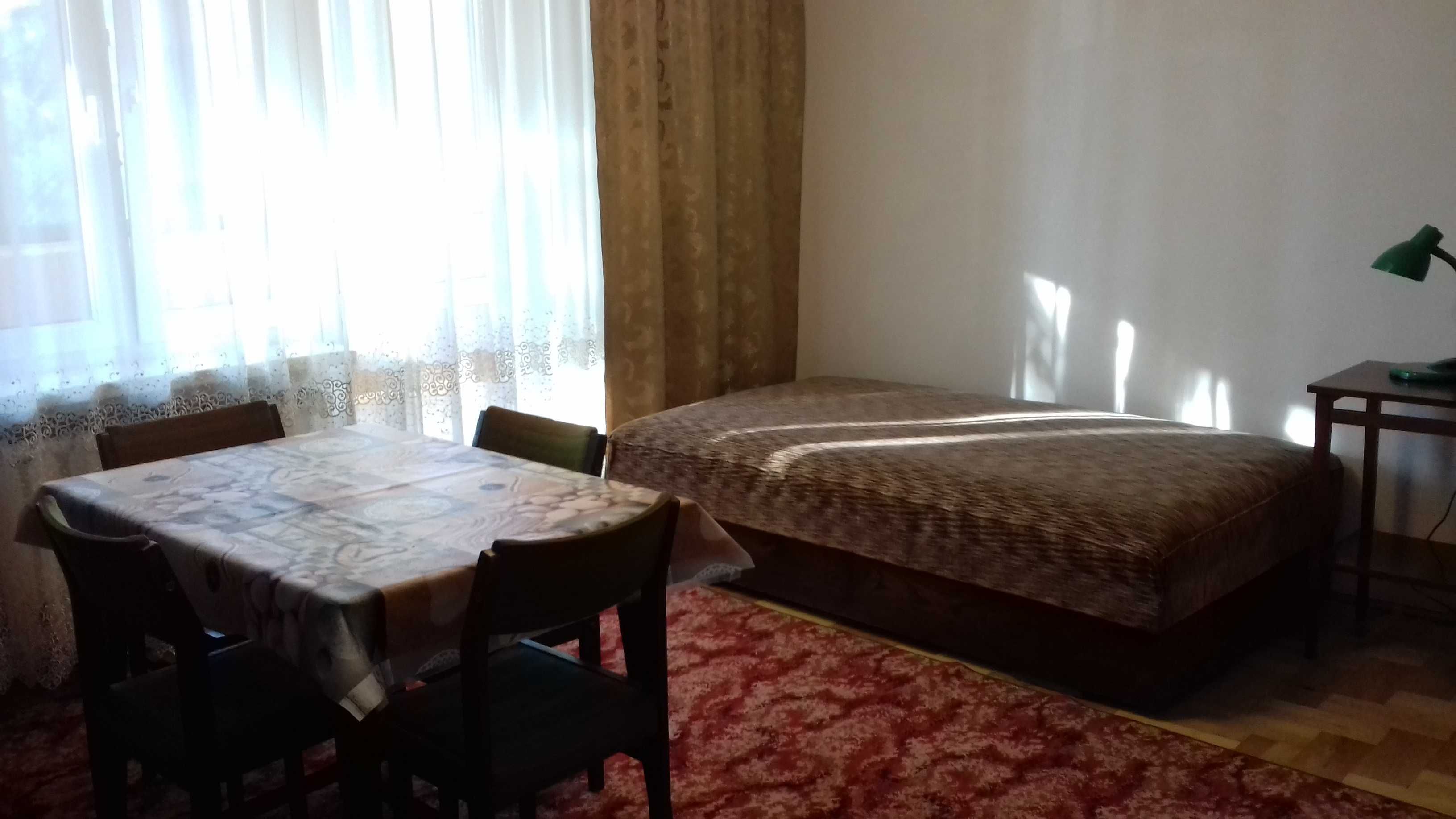 Pokój 18,60 m2 z zabudowanym balkonem dla 1 os., super lokalizacja