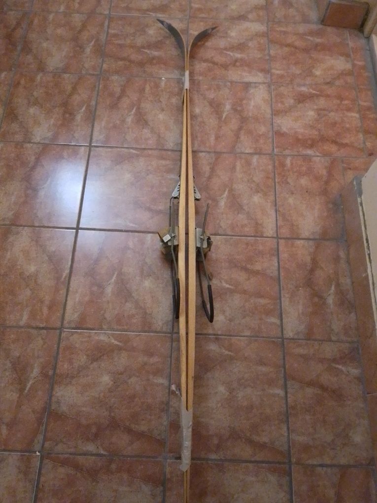 лыжи, палки лыжные , клюшка юниор СССР, Динамо Львов.