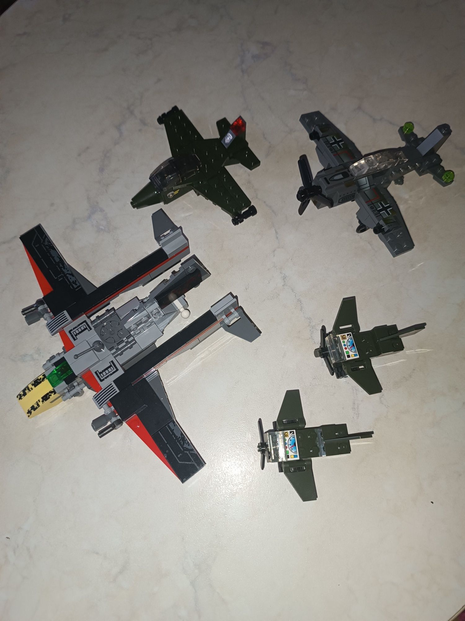 Конструктор Лего самолёты