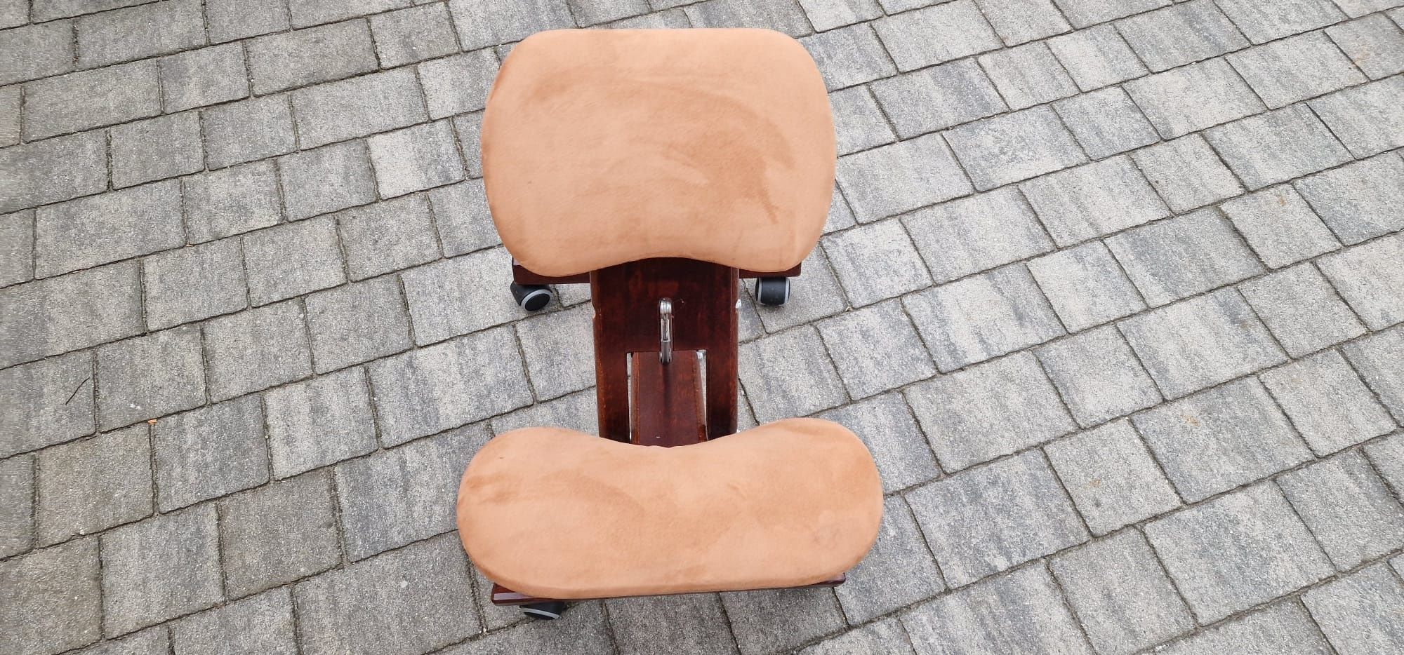 Krzesło ergonomiczno - ortopedyczne - klękosiad