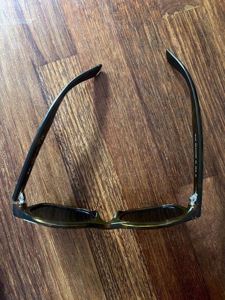Ray-Ban RB2132 new wayfarer