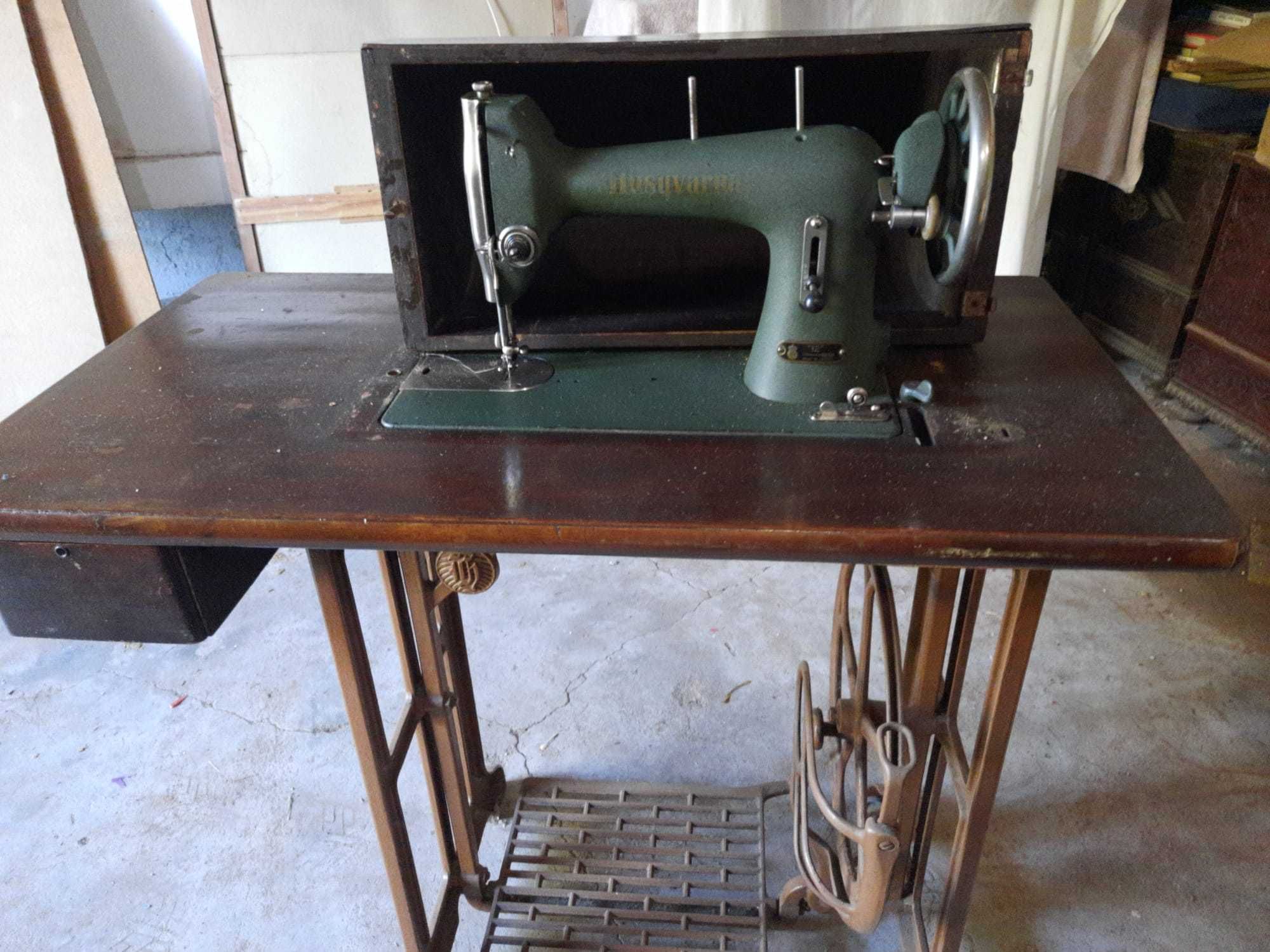 maquina de costura antiga