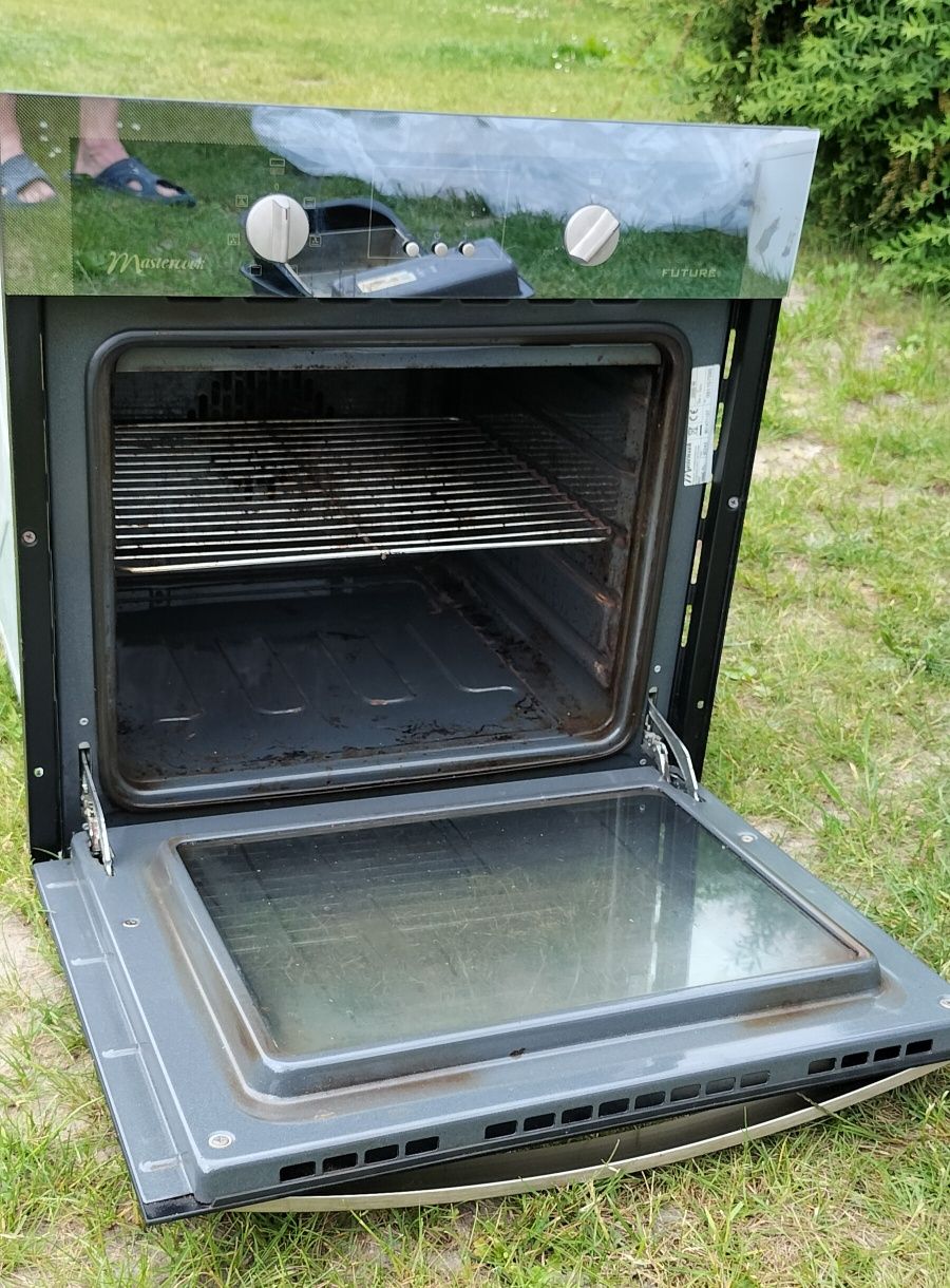 Piekarnik elektryczny do zabudowy Mastercook M6E FL
Urządze