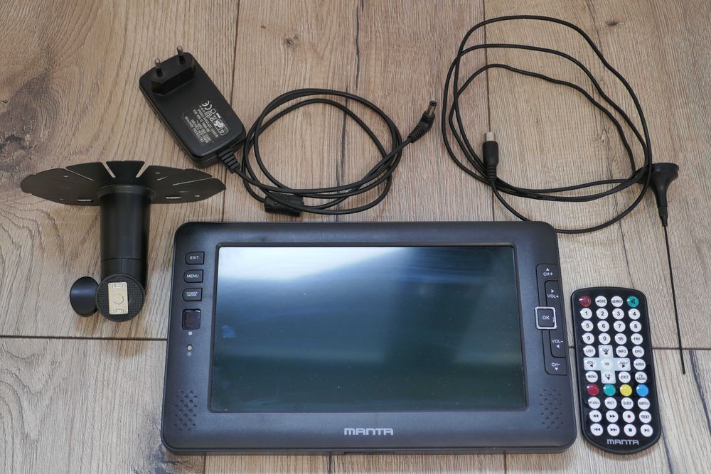 Mały telewizorek Manta LED903 USB/DVB-T