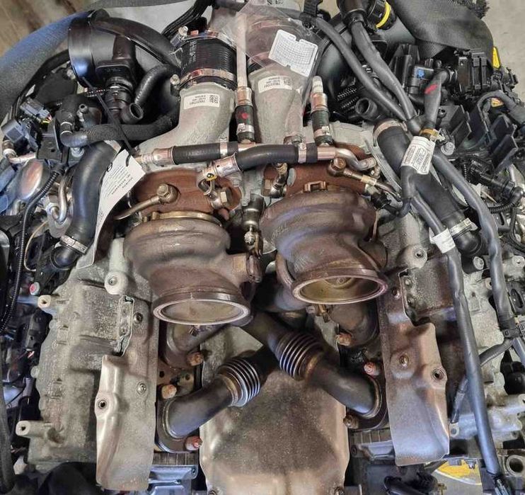 BMW F90 M5 Competition (2018, 4.4 L, 460 kW) S63B44B Silnik