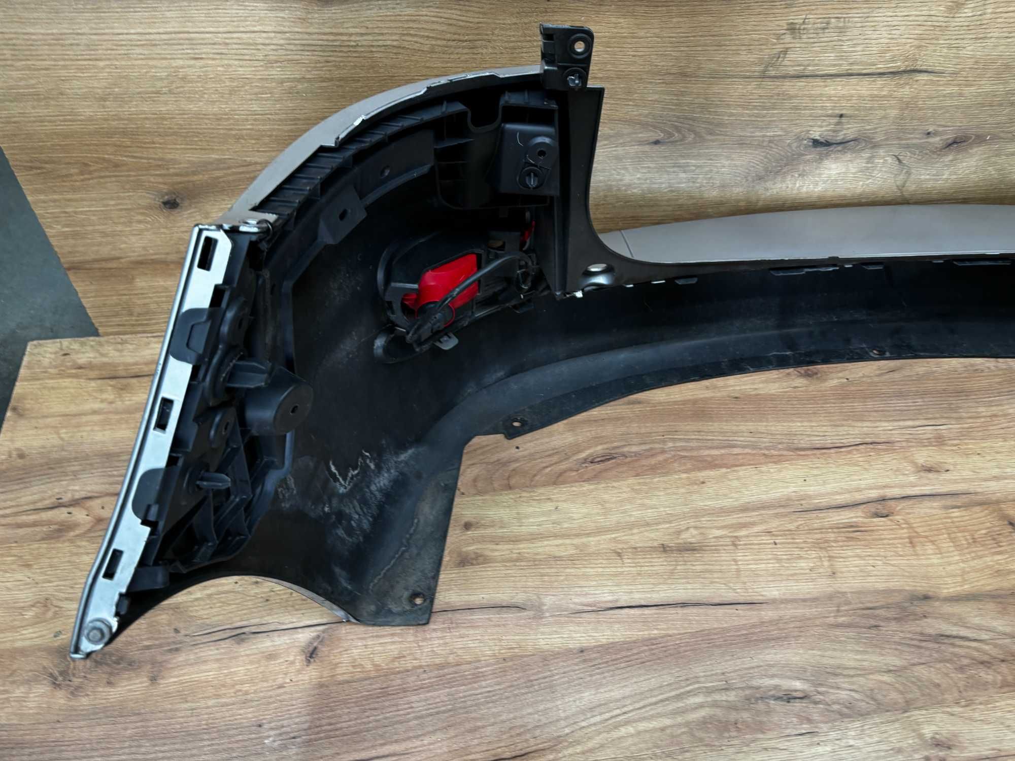 Zderzak tylny Renault Clio 3 lift kombi kolor ted69