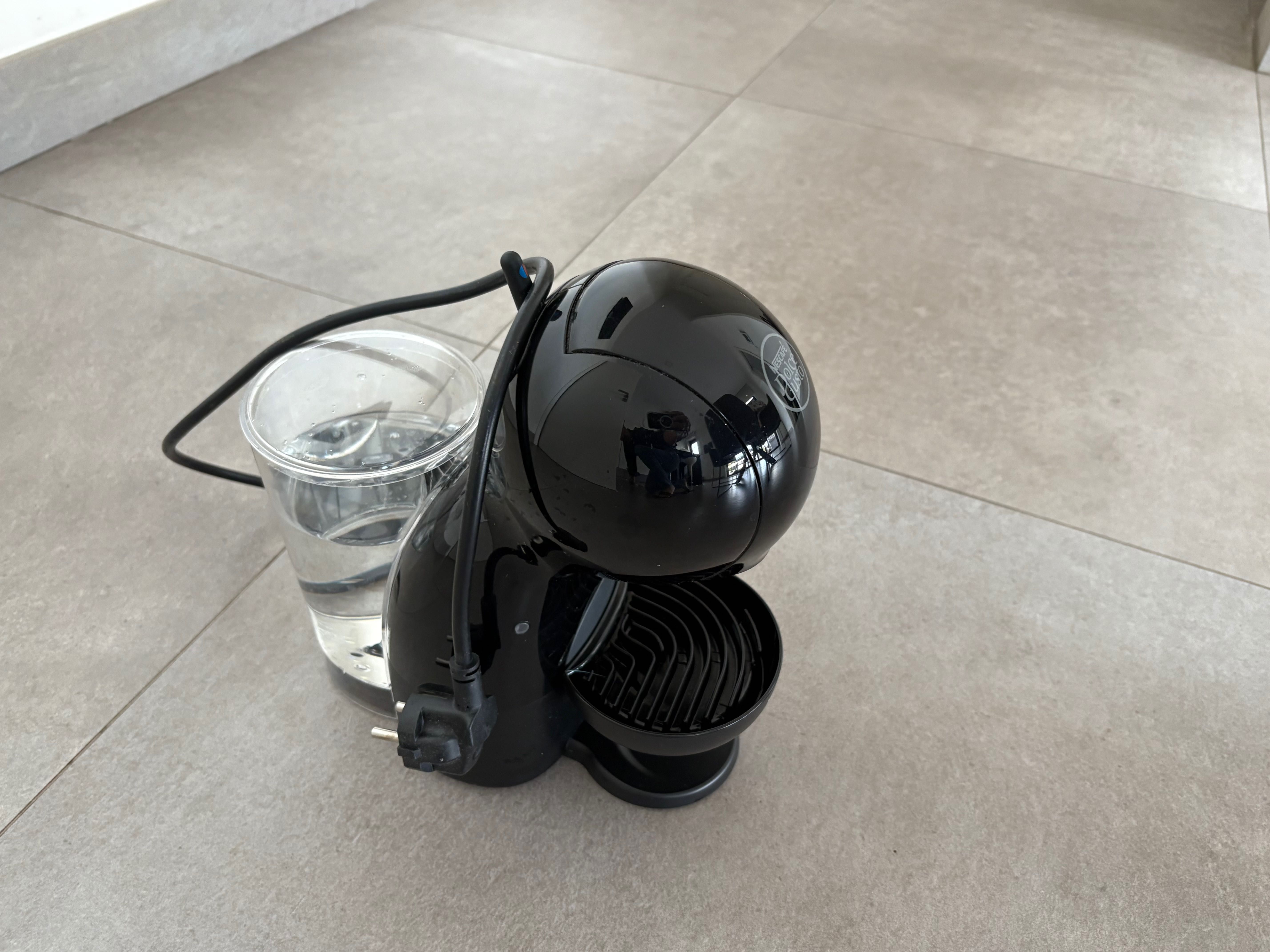 Máquina de café Krups (Dolce Gusto)