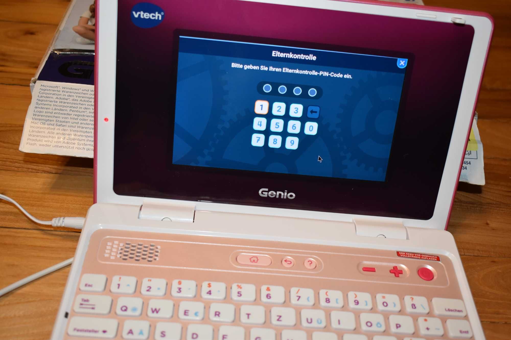 VTech Genio  komputerek dla dzieci z internetem dla dziewczynki