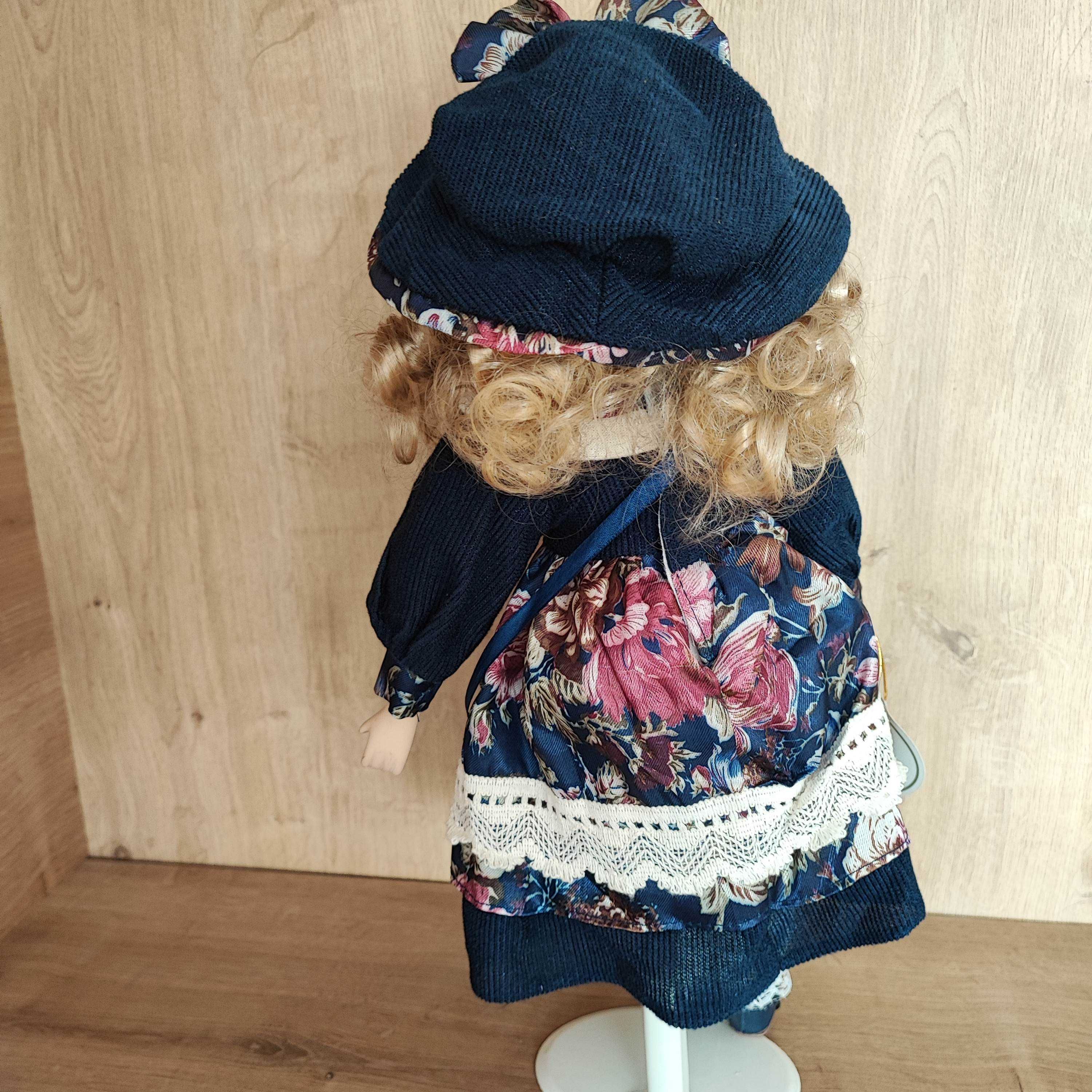 BETSY Lalka kolekcjonerska (collectible porcelain doll)