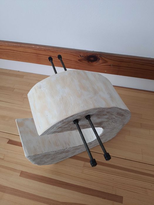 Stojak na wino DIY
