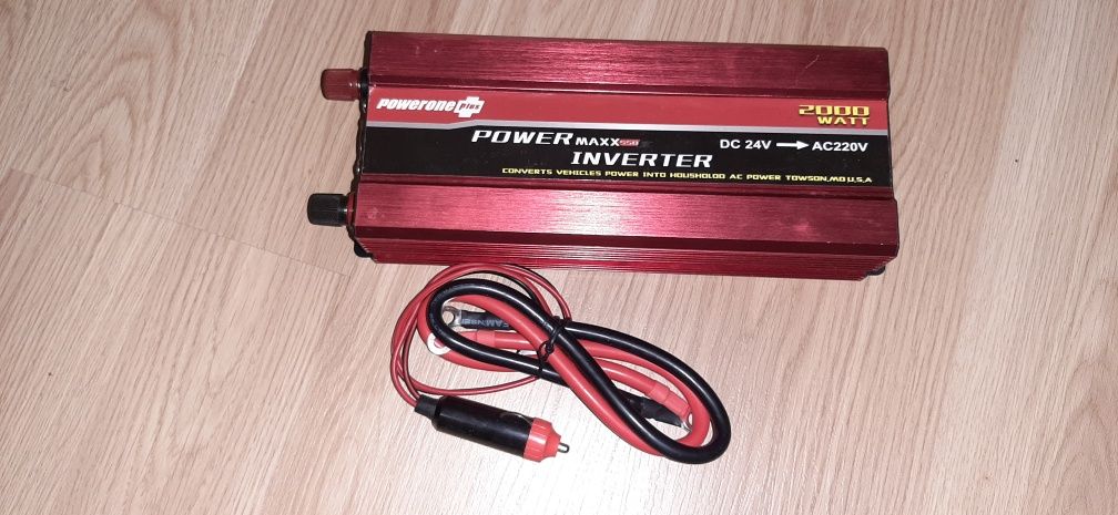 Перетворювач, інвертор Powerone 24-220 2000w