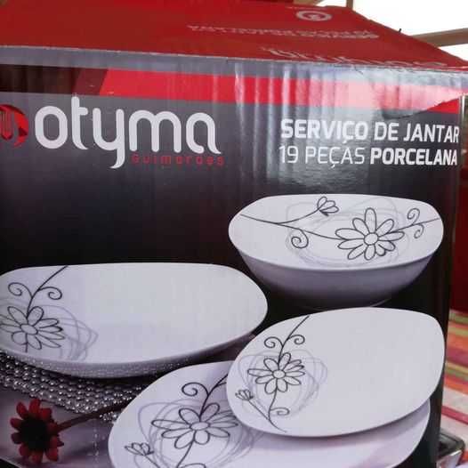 Serviços Porcelana Fina 19 pçs cada